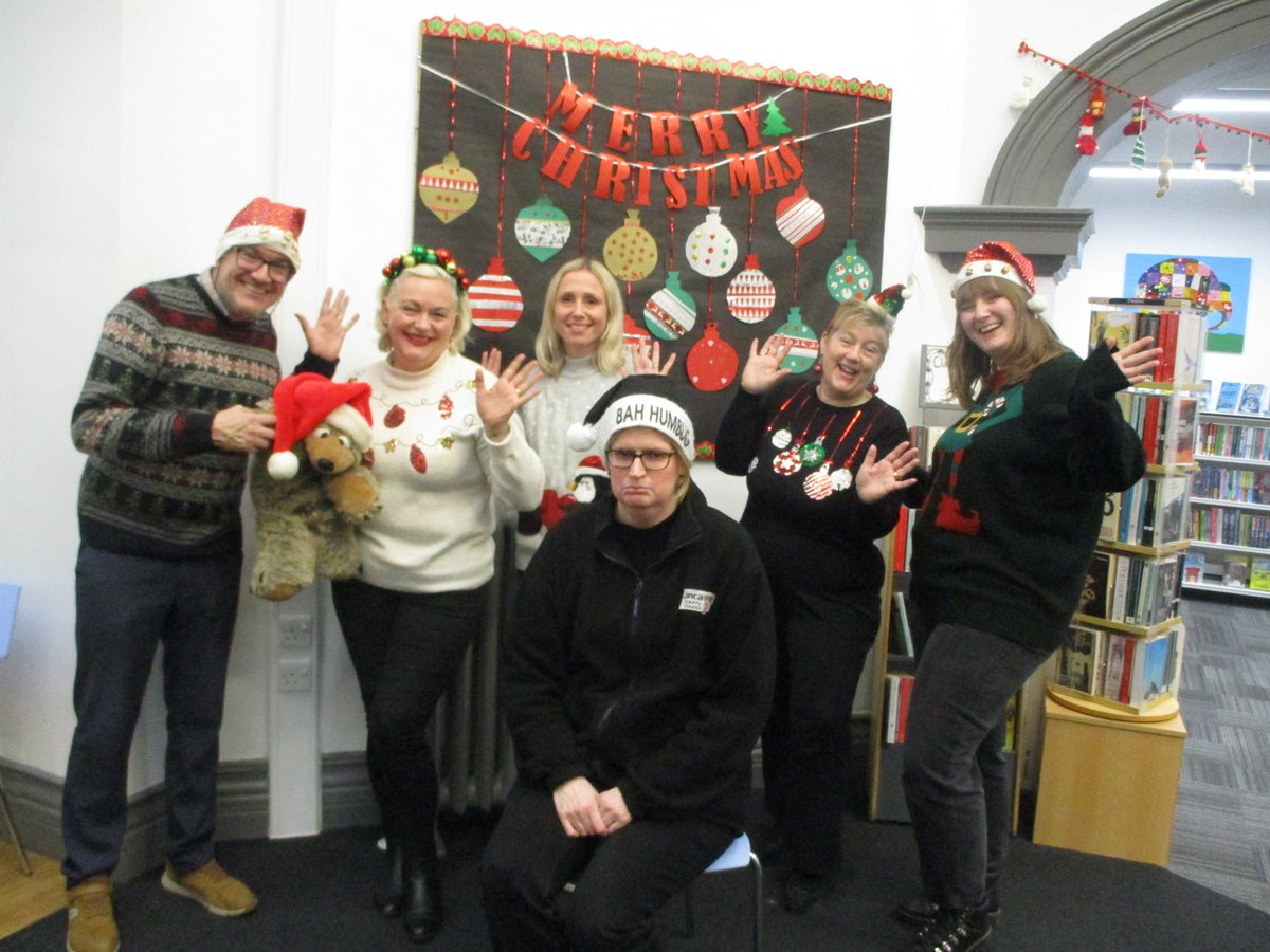 LancsLibraries's tweet photo. Time for our annual Christmas jumper contest and it's straight to the semis this year for #StAnnesLibrary, left had side, #RibbletonLibrary, top right and #GarstangMobileLibrary, bottom right
Vote in the comments! https://t.co/MMRNjuMeXI