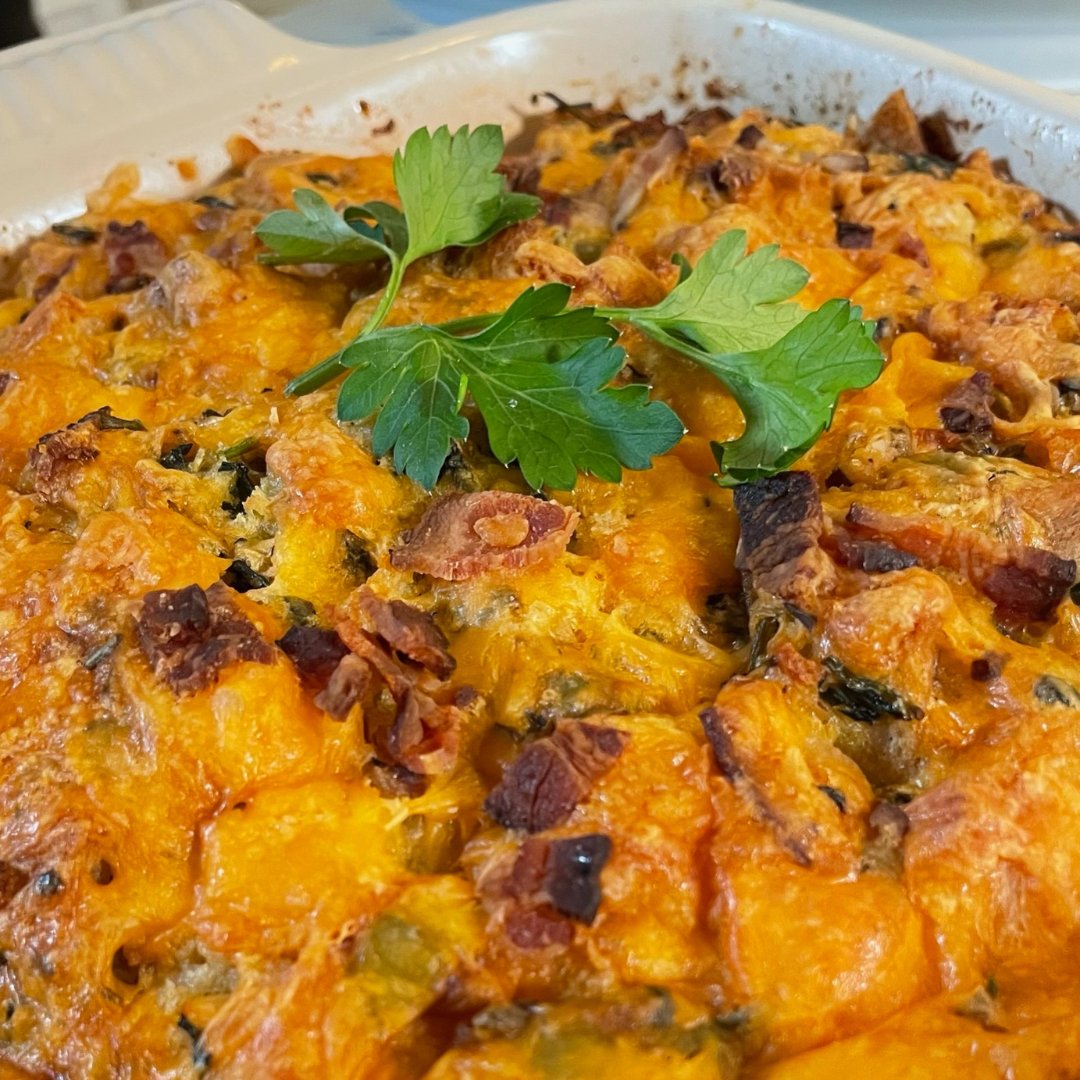 EssentialBaking's tweet photo. What's on the menu for Christmas Day breakfast?
Try our Take & Bake Christmas Morning Sourdough Strata! π€€π²
Get your Take & Bake at https://t.co/uBjfGoG6zd. They're 10% off through 12/31 w/ the coupon code Holidays5N6A!
#christmasfood #essentialbaking #homebaked #breadbaking https://t.co/qg0uPUFhs1