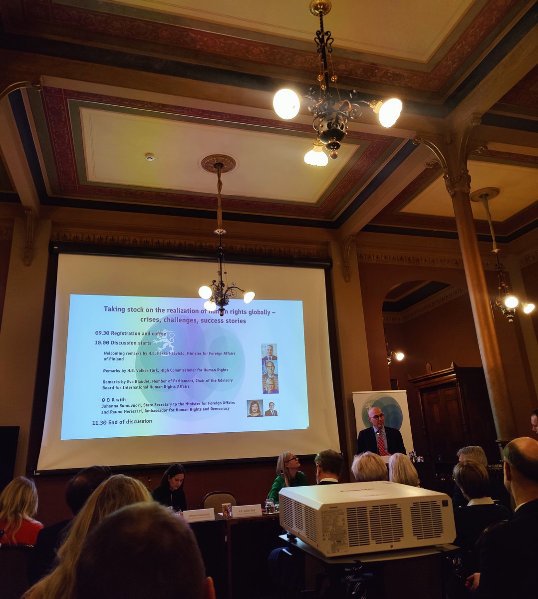 AnttiRegelin's tweet photo. More tools are needed to support human rights defenders. We at @SYL_FIN propose #studentatrisk program so that human rights activists could come to complete their studies in Finland.
Thank you @volker_turk for visiting #Finland and @Ulkoministerio for hosting about the topic! https://t.co/XfzExON1BM