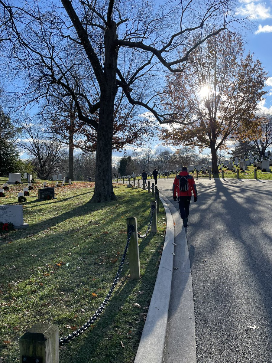 PockHistory's tweet photo. Arlington National Cemetery. Tomb of the Unknowns. JFK Eternal Flame. Atop a hill overlooking the majestic capital below; a fitting resting place for all those that have served and sacrificed for the US #howweremember https://t.co/jBohv8RBCv
