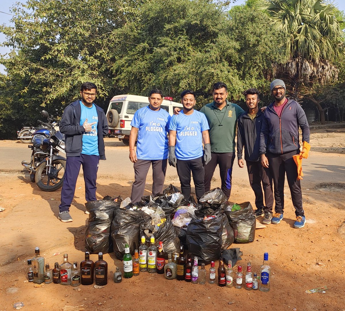 beingCommando95's tweet photo. Sikharchandi hill is a holy place &amp; picnic spot in Bhubaneswar,A must visit place located in a very peaceful area surrounded by nature but It's only our people who are making it dirty and destroying its beauty mostly in this picnic season.
@bmcbbsr 
@Vijaykulange 
@Sulochana_Apa https://t.co/pcpxWmgZQn