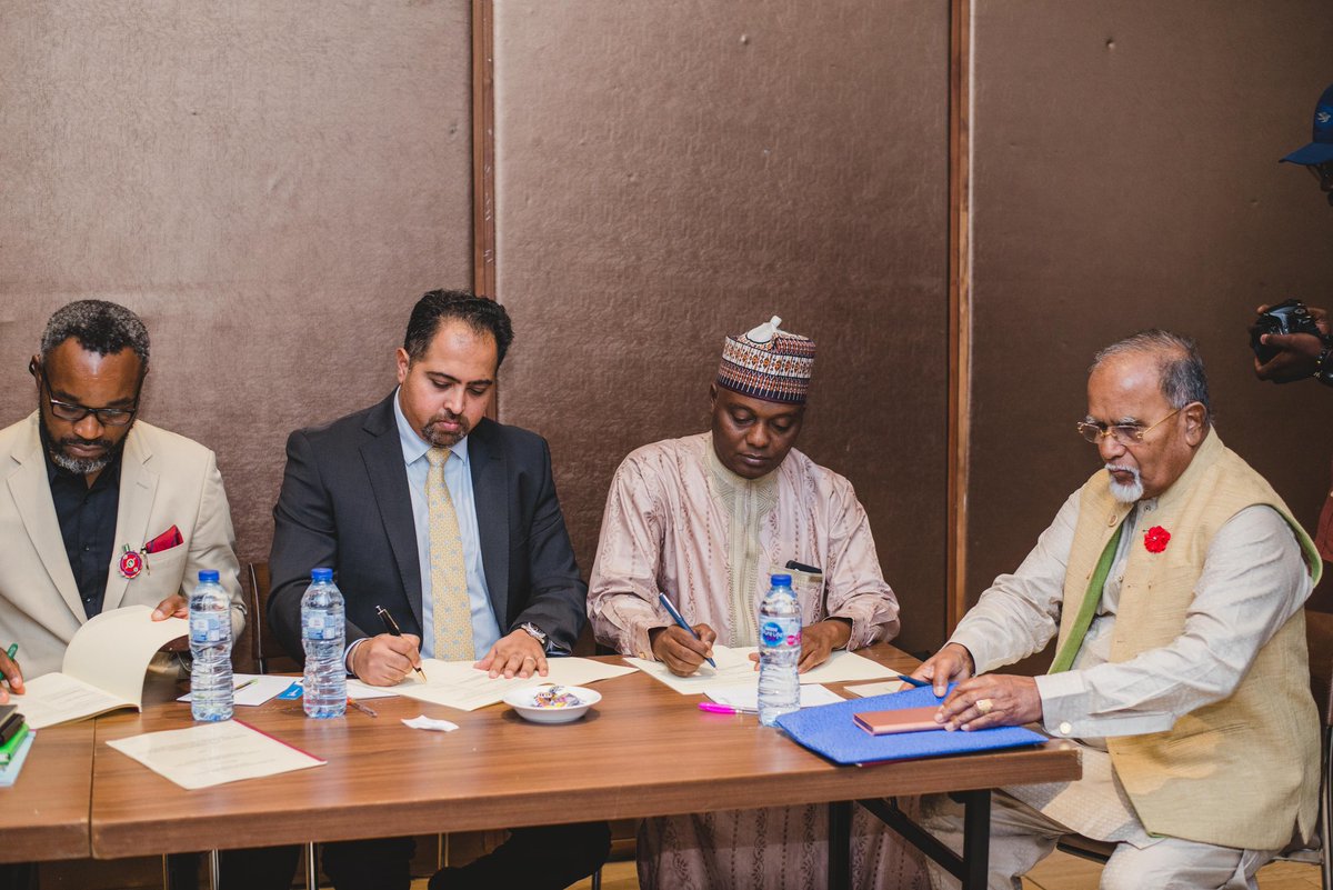 In a bid to expand the PPP and its impact on the #healthcare system,   <a href="/ARC_ESM/">Africa Resource Center for Excellence in SC Mgt</a> facilitated the MoU-signing between Nasarawa SMoH, Yobe SMoH, and <a href="/KadunaMOH/">Kaduna State Ministry of Health</a> with new #pharma partners.

<a href="/gatesfoundation/">Gates Foundation</a> 
<a href="/GlobalFund/">The Global Fund</a> 
<a href="/OfficialPMGMAN/">PMG-MAN</a> 
<a href="/Fmohnigeria/">Federal Ministry of Health, NIGERIA</a>
