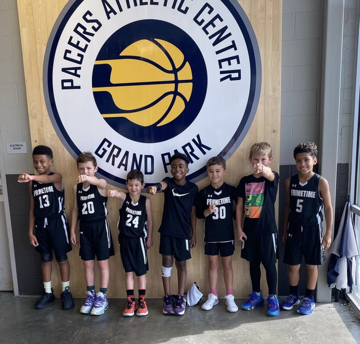 INPrimetime's tweet photo. PRIMETIME FALL LEAGUE CHAMPS! Congrats to these 11 teams for winning their @IYBLeague tournaments 💍
#PrimetimeBasketball ⚫️⚪️ https://t.co/XgWXLGBZiw