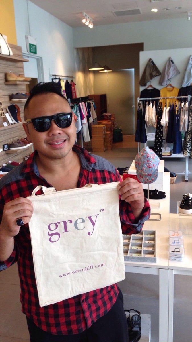 trisnotrio's tweet photo. Happy holidays. Get your gifts 🎁 at @greybyortenhill and be merry. 

Location: 
8 Jalan Pisang 
04-06 Orchard Gateway 
https://t.co/Wi38sKDdhV https://t.co/idXMsRqA5I