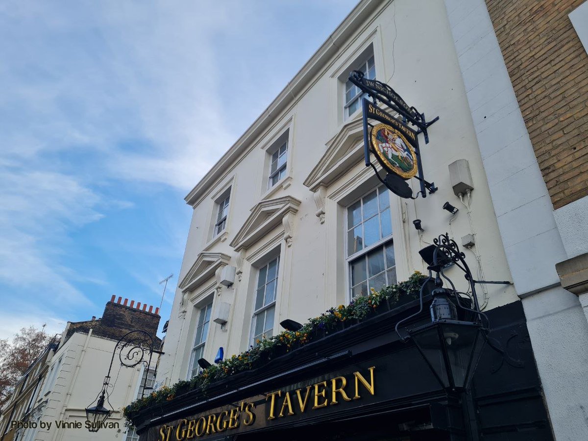 Britains___Pubs's tweet photo. St George's Tavern [Open] - Part 1
Address: 14 #Belgrave Rd, Greater, #Pimlico, #London #SW1V 1QD 

Stunning Victorian pub and one of the city's first cabaret saloons with exposed-brick walls, serving cask ales. 📸 VS #pubs https://t.co/Gm1XY8Nt25
