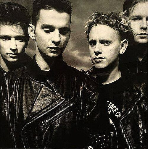 elsotaescala's tweet photo. #bersions
217.- #PatMacDonald "Policy Of Truth" (#MartinGore) #DepecheMode
https://t.co/OUq97U9dld https://t.co/HHGfC2Cxgw