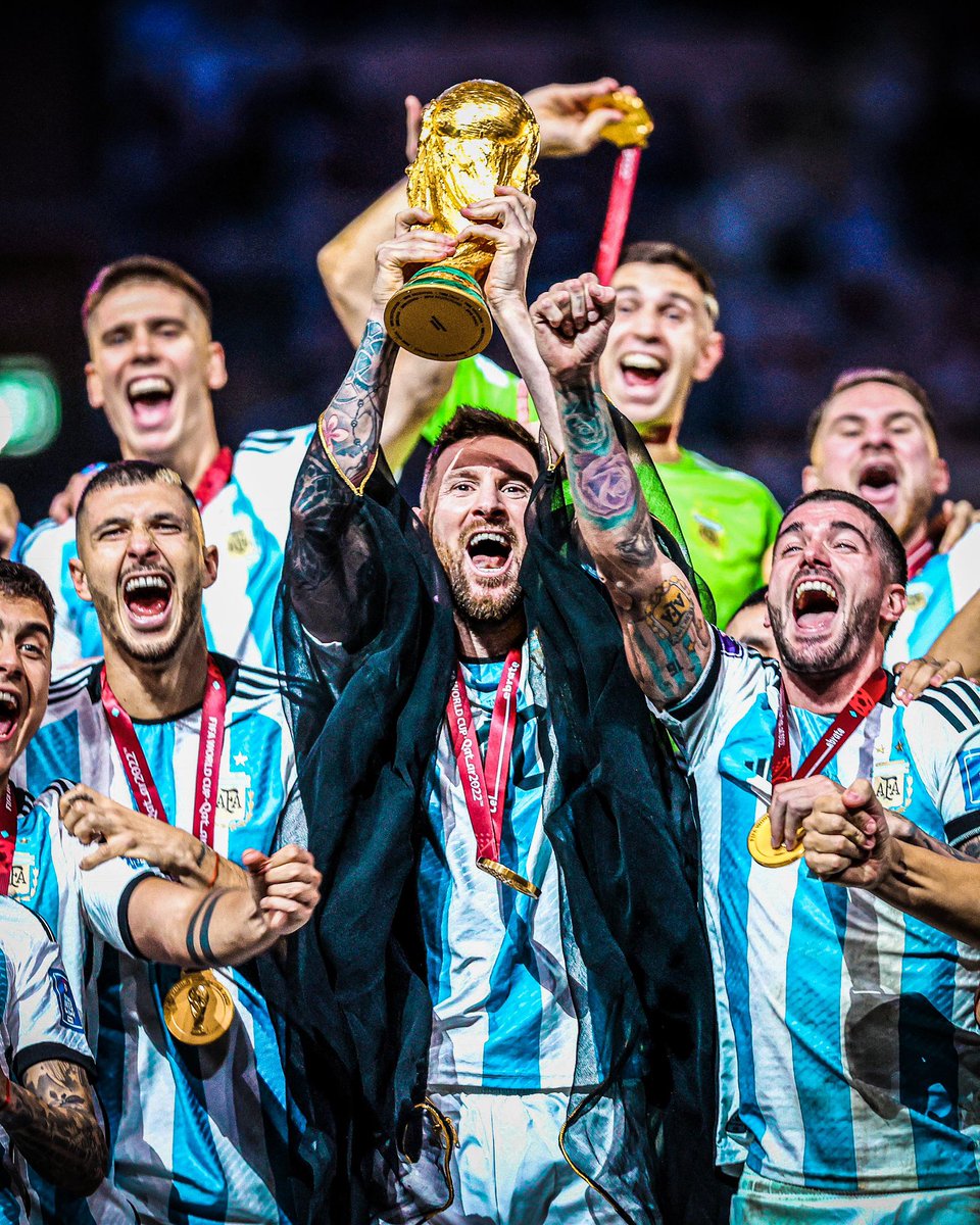 nicofranco28's tweet photo. 18.12.2022 🐐👑🏆🥇 ❤️❤️❤️❤️❤️ https://t.co/hX5OFznJ26
