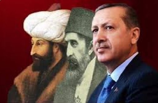 Vurulup ömrünün ilkbaharında
Kanından çiçekler açar yarında
Cümle şehitlerin omuzlarında 
Bir sabah gelecek kardan aydınlık
#AbdurrahimKarakoç