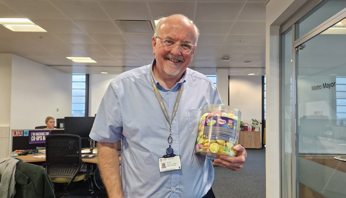 GazzaBooth10's tweet photo. Argentina win the World Cup but I've gone one better by winning a prize at the @UnisonMtBranch grand Christmas Draw, a bucket of 'flying saucers' living the dream. https://t.co/anOXrMJ6iU