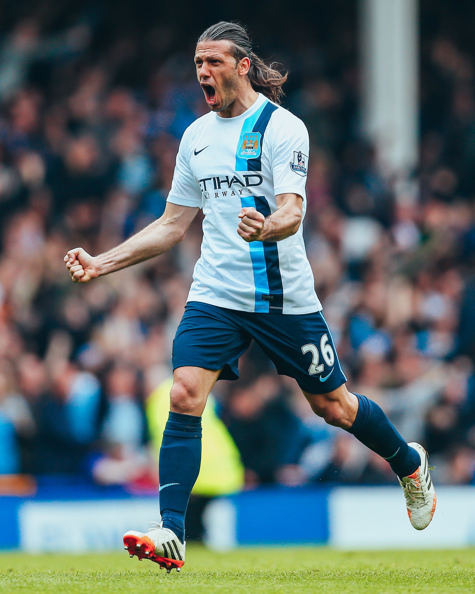 ManCity: Happy Birthday to Martin Demichelis!  
