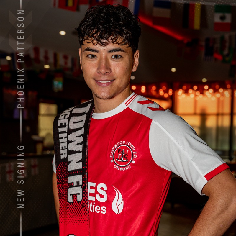 ftfc's tweet photo. 𝗧𝗵𝗲 𝗿𝗶𝘀𝗲 𝗼𝗳 𝘁𝗵𝗲 𝗣𝗵𝗼𝗲𝗻𝗶𝘅! 🔥

#ftfc are delighted to announce we have reached an agreement to sign talented forward @phoenix_p10 from our sister club @WaterfordFCie - welcome Phoenix!

#OnwardTogether