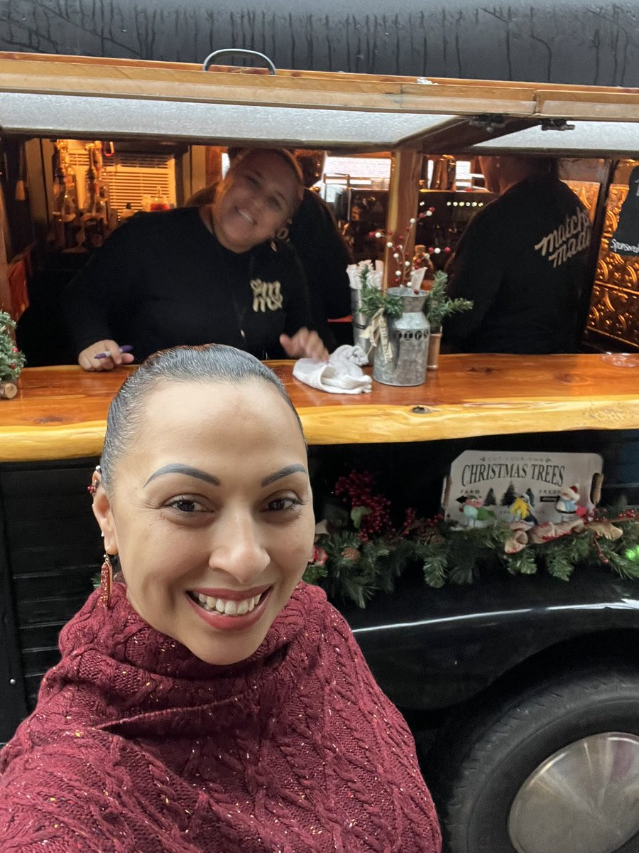 Memorial Mustang Staff getting spoiled this morning with the perfect treat for this perfect weather!  Thanks to our admin for putting this together for us…loved my Caramel Machiato! <a href="/McAllenMemorial/">Memorial High School</a>