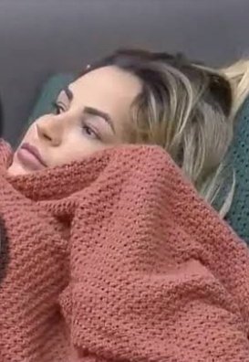 MaisUmNaMultid1's tweet image. #AFAZENDA #afazanda14 #BBB23 
Eu indo DORMIR // meu cérebro achando q postei alguma foto sem querer nos STORIES