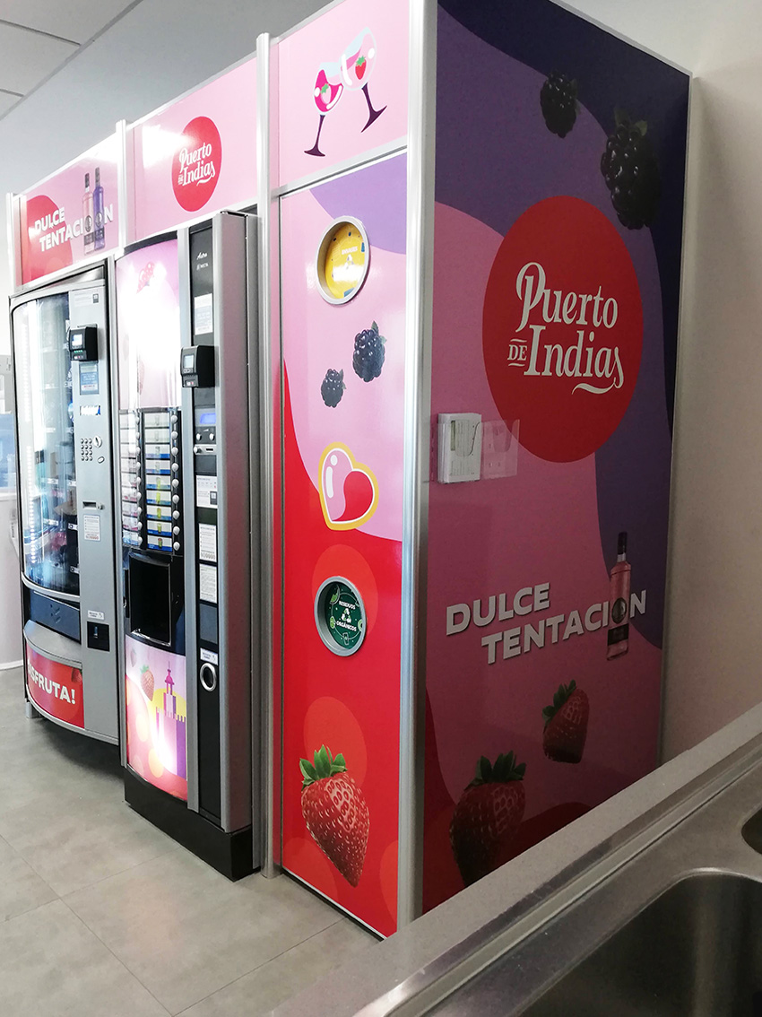 Iparvending's tweet photo. Se ha unido a nuestra familia vending el cliente Puerto de Indias. Experto en revolucionar el sabor de la ginebra con un producto de personalidad propia que ha conseguido estar presente en 40 países. Gracias por la confianza. #Iparvending #EasyVending #PuertoDeIndias https://t.co/OxsVflTXwF