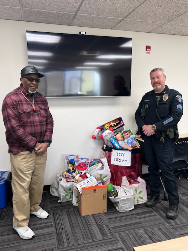 It's that time of year again!  BPD had a great time shopping for kids and getting those donations to New Day Ministries.  Here is a picture of Pastor Stewart and Sgt. Vertefeuille at the time the donations were picked up.