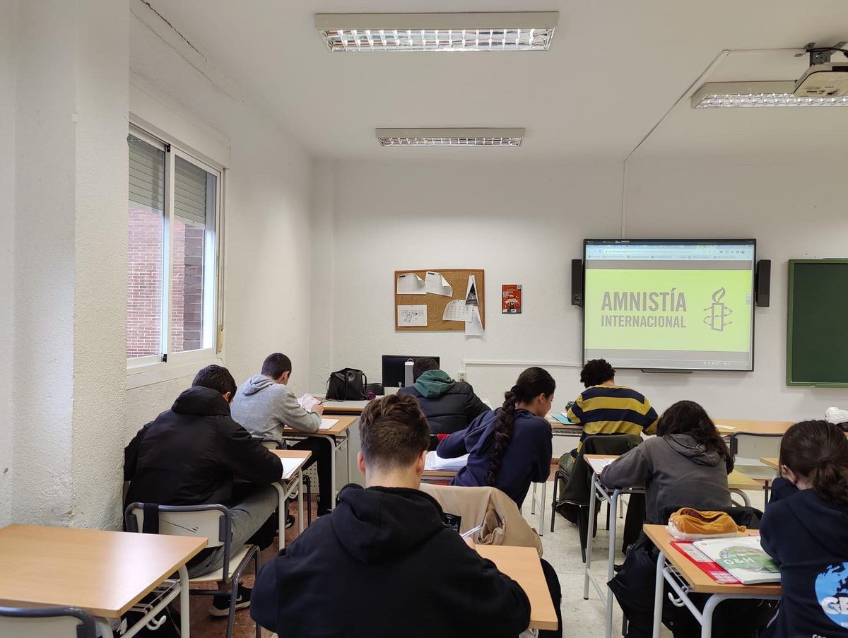 BÁRBARA DE BRAGANZA tweet media