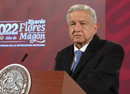 ManuelGaleazz1R's tweet photo. El presidente @lopezobrador_ dijo que se realiza una investigación por la desaparición del coronel José Isidro Grimaldo en #Tapala, #Jalisco, en la que estaría involucrado el #CJNG. “Se está haciendo una investigación y una búsqueda” @Notimex @Notimex_TV #AMLO #RedAMLO https://t.co/2A6cDGgT3w