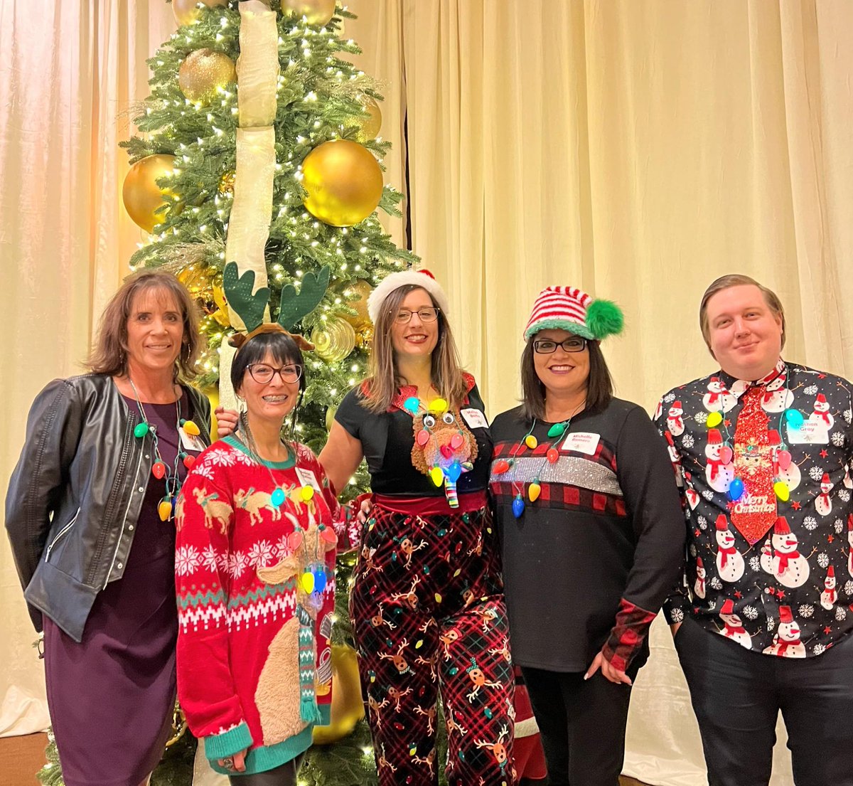 ‘Tis the Season for EMPLOYERS to deck the halls! 🎄