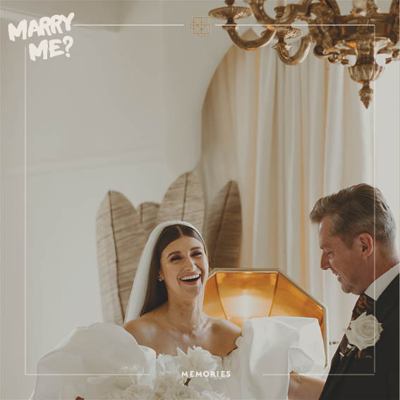 _HighfieldHouse's tweet image. Simonne, the most STYLISH Bride.....
 in the  most STYLISH bedroom..... 

Kingsland.

photographer @alexwysockiphotography
florist @hareandhowl #happytears #stylishbride #lightscameraaction #bestday #weddinginspiration #bridetobride #florist