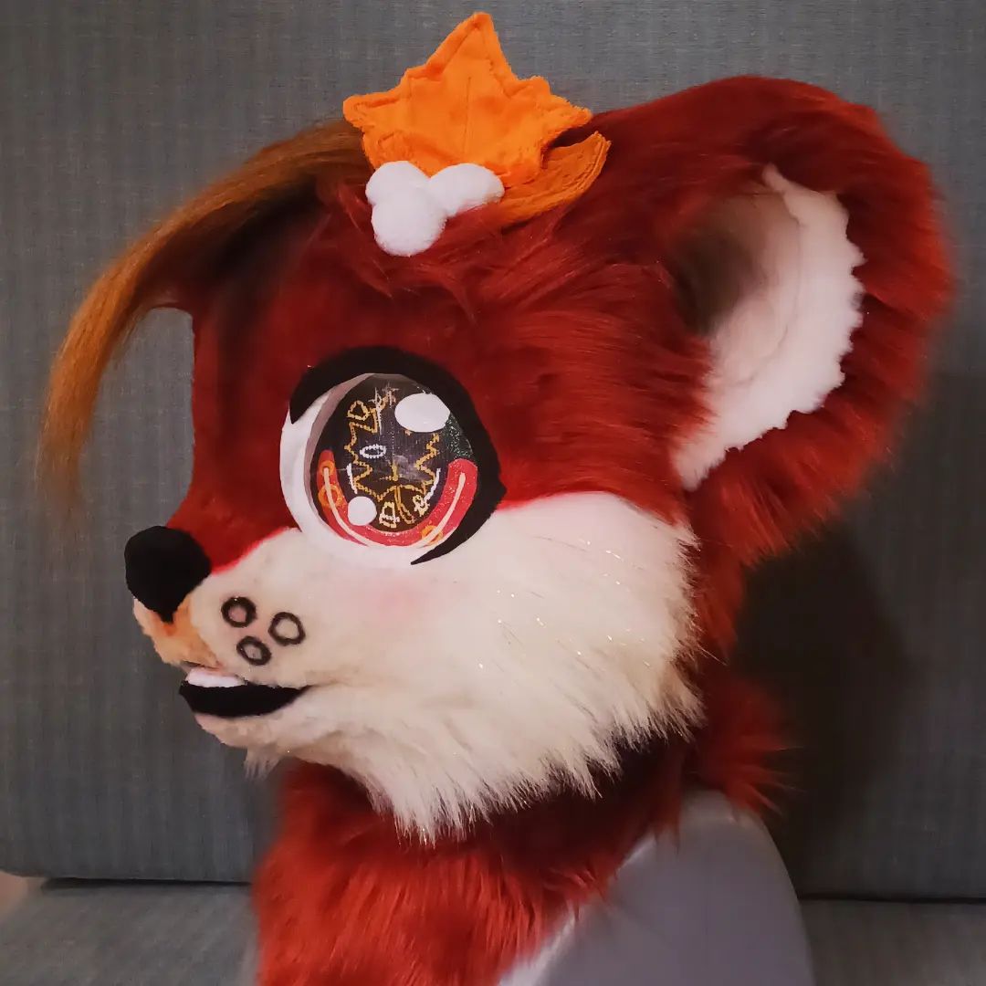 FenneCrafts's tweet photo. SOLD!
"Kemono Fall Frost Fox"
Catching up on more old posts! I used an actual kemono style base for this one made by Kemocube (with ear vents!). Not my usual choice but it was fun.
Base By: @KemoCube
#fennecrafts #fennecat #fursuit #furry https://t.co/1c8WmKxyYW