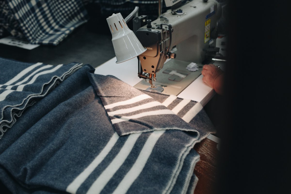 On the eighth day of Christmas, #FaribaultMill sent to me: eight made-in-America products 🇺🇸