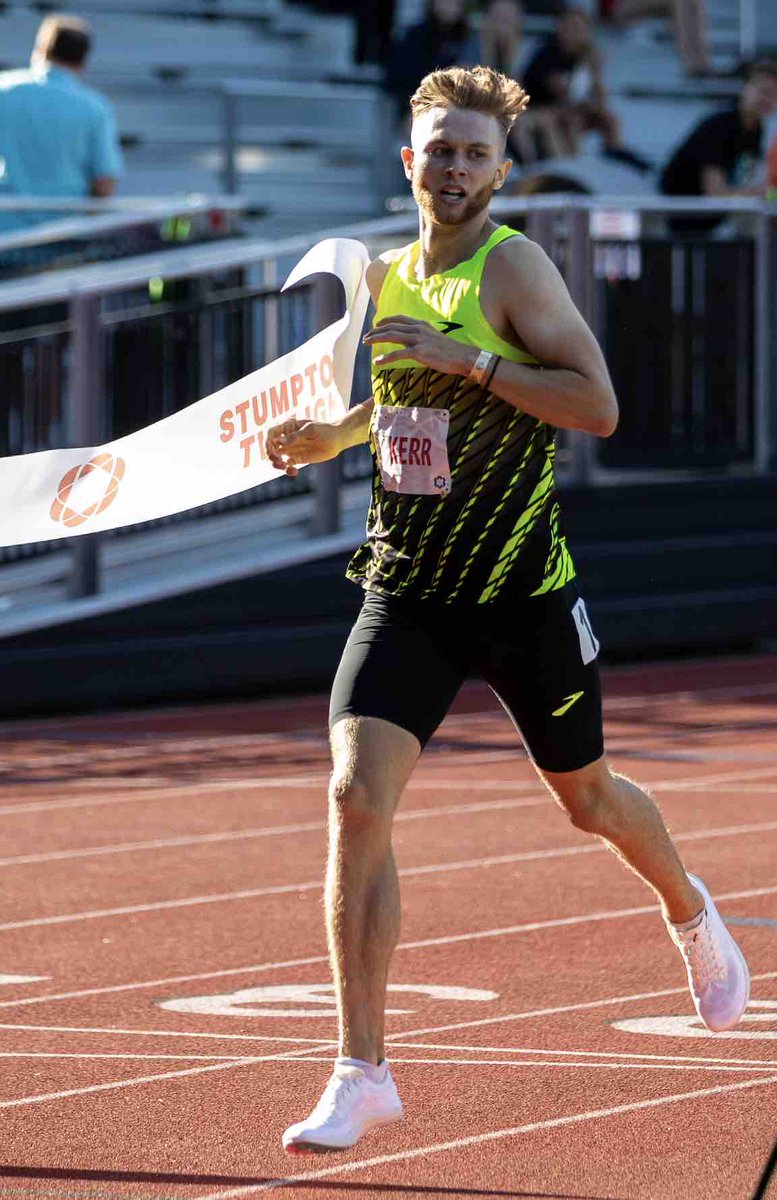 RunBlogRun's tweet photo. Josh Kerr ran 1:03.45 at the San Diego Holiday Half marathon on 17 December, taking 4th. That's some versatility for the Olympic bronze medalist! Josh took 4th in the HM! @joshkerr97, ,#brooksrunning, #runhappy, #howlaophotography, #dannymackey, #brooksbeastsTC, https://t.co/BHQwXMIlT2
