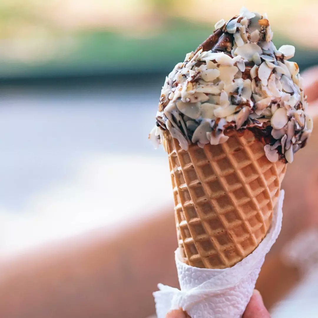 StrutCyan's tweet photo. ' Today, it’s sunny with a chance of sprinkles! '

.
.
.
#summer #summertimeshine
#sunshine #icecream https://t.co/MR6cqvBc4V
