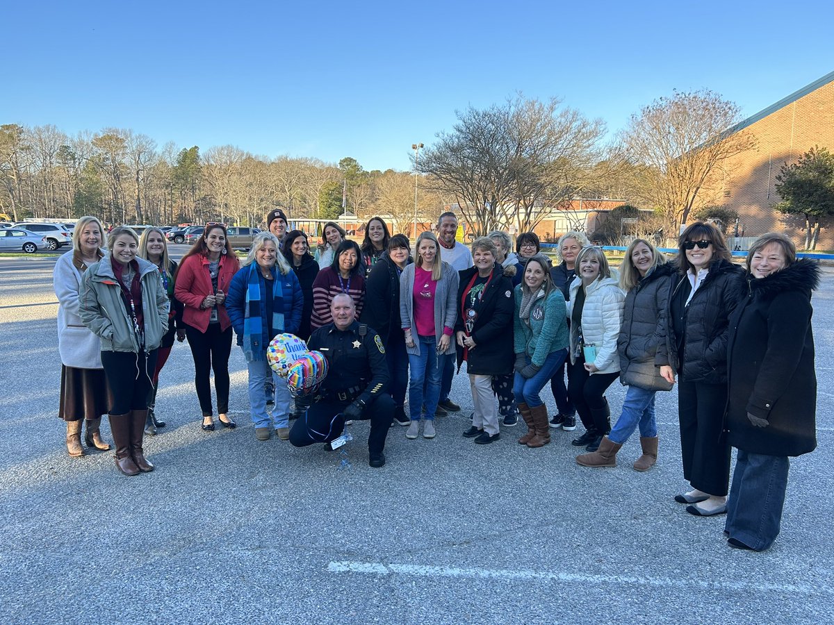 vandygriffs331's tweet photo. We will miss you Captain Hahn!  We wish you well in your new endeavor and would love for you to visit SES anytime. @SESBulldog @YCSD https://t.co/NtDm4j1LCs