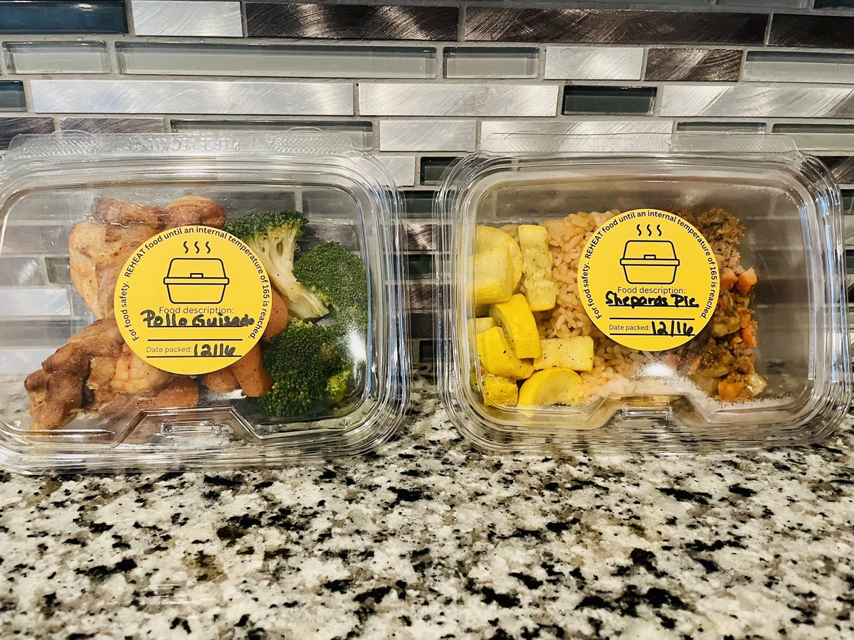 WSU__Dining's tweet photo. As we close out the semester our team at WSU dining has utilized their resources to fight campus food insecurity with Homemade for Hungry Hearts. A campaign focused on helping Shockers have access to food while staying on campus over winter break.

#community #wsudining https://t.co/wtqPssUXkc