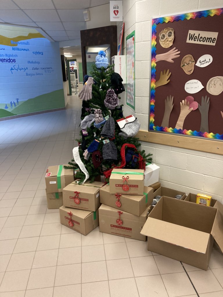 A reminder off our holiday concert tomorrow (Dec 20) and we are asking families to bring in non perishable food items for our food drive. Thank you families