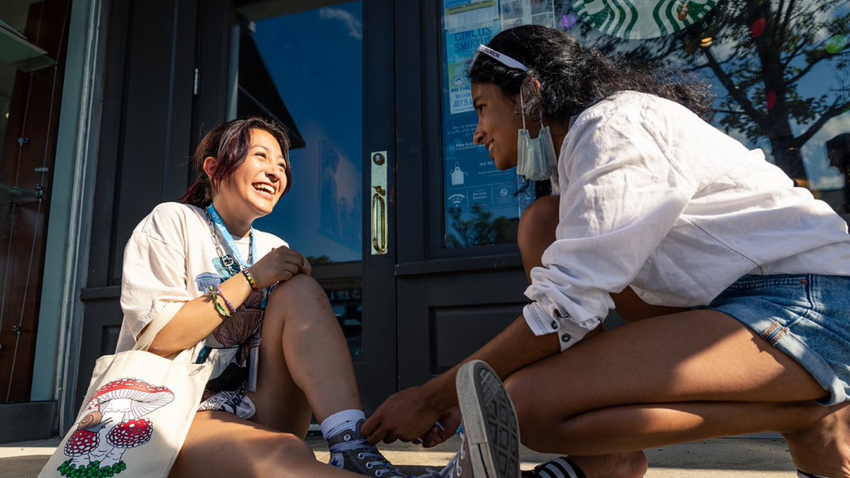 EXPLOLive's tweet photo. EXPLO Pre-College students explored Wellesley Square together this summer. Visit https://t.co/m9Ze0cEgSu for information on the 2023 EXPLO Junior, Senior, and Pre-College programs today!
#EXPLO #EXPLOSummer #SummerProgram #FieldTrips #BostonFieldTrips #Boston https://t.co/4zthBT3IcQ