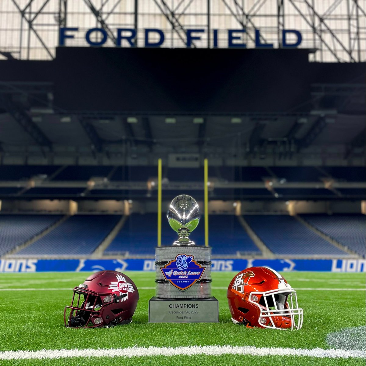 One more week until this year's Quick Lane Bowl!!!

<a href="/NMStateFootball/">New Mexico State Football</a> vs. <a href="/BG_Football/">BGSU Football</a> 

🎟️detroitlions.com/quick-lane-bow…