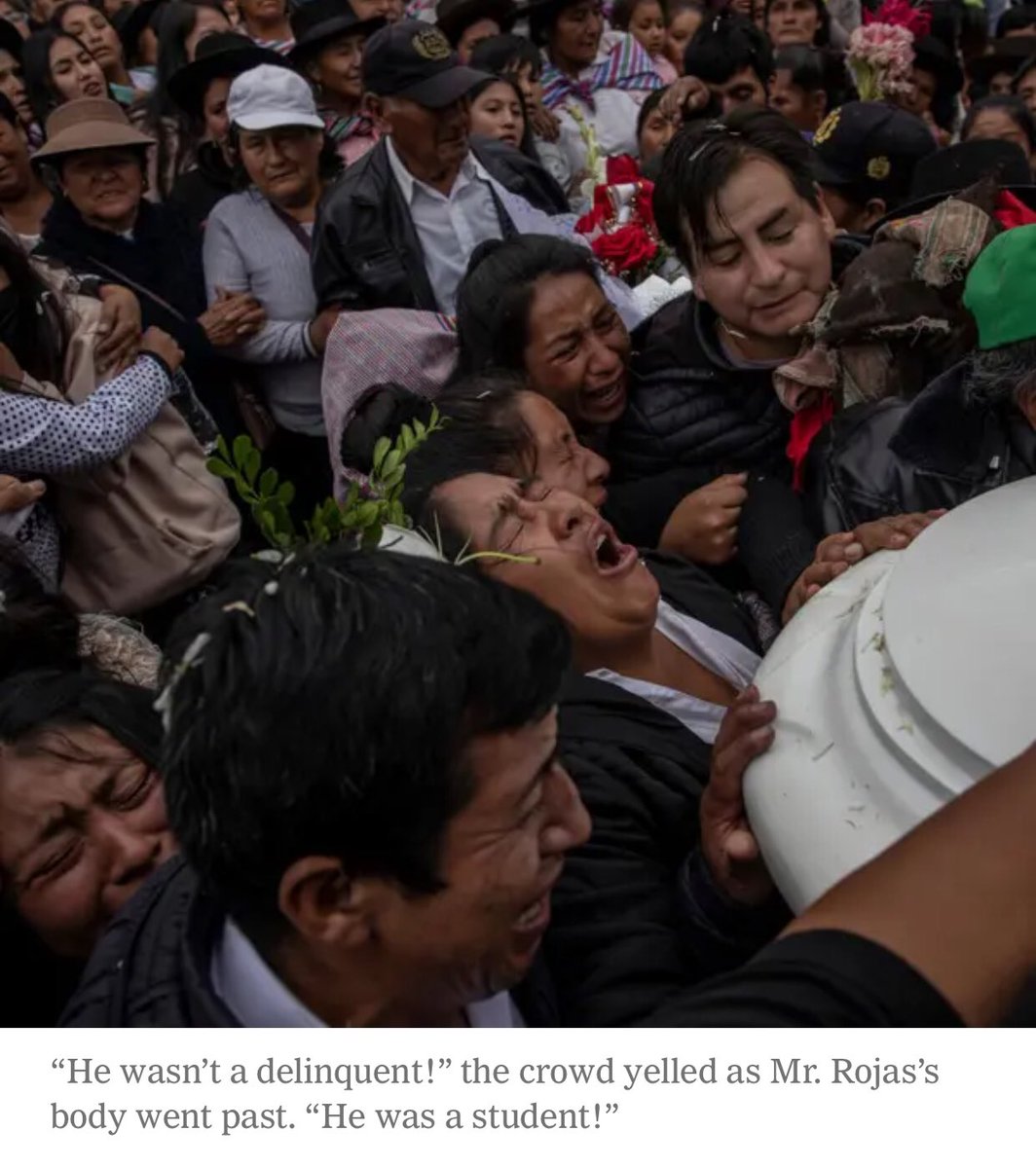 aguitadeveneno's tweet photo. Imágenes de prensa internacional (The New York Times) que ni por asomo se verán en los medios capitalinos. https://t.co/S1njQjyWF8