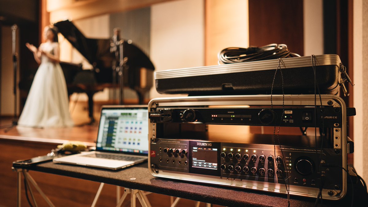 AntelopeAudio's tweet photo. What is going to be the first thing you add to your set up this year?
📸: https://t.co/e4qjpTUNjB
#antelopeaudio #audiointerface #goliathhd #audiogear #audiophile #proaudio #recording #recordingstudio #studio #audioproduction #audio #mastering #master #audioengineer #music https://t.co/CXp79sAm6e