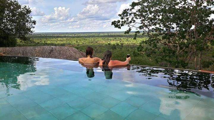 letsDiscoverke's tweet photo. This is Meru, if you planning a romantic getaway Elsa’s Kopje is a place to be. 

📸- Elewana Collection. https://t.co/0ocDiIAKQI