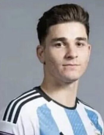 Que crack Skrillex, además de DJ tiene un mundial