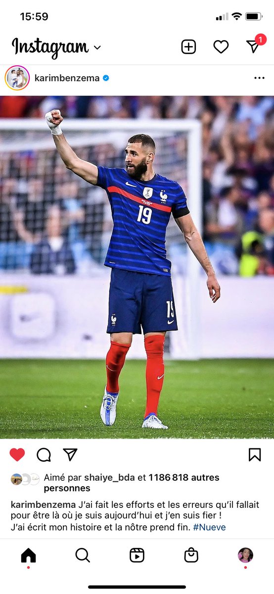 GassNelia's tweet photo. Deschamps a juste la chance d’avoir tout les fachos de son coter ! Mais oui il a sa part de responsabilité pour le cas Benzema ! Benzema est un joueur incroyable il méritait pas sa!!!! Il prend sa retraite avec l’équipe de France et il a raison #benzema https://t.co/fs2vPCXUOu