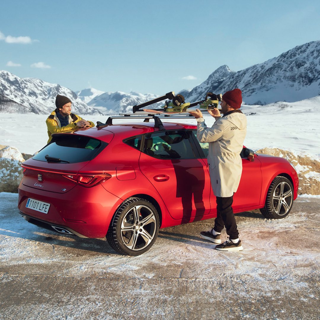 Levante_Motor's tweet photo. Cambia los camellos 🐪 por caballos con un nuevo SEAT León. 🚗
🤴🏻¡Feliz noche de Reyes!🤴🏻

#SEAT #León #FelizNocheDeReyes #ReyesMagos #Valencia #LevanteMotor https://t.co/8YNiC56yzN