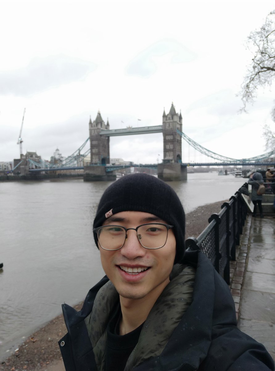 Kun_Sun_233's tweet photo. Beautiful Tower Bridge. And I got the USA visa. Finally!!! https://t.co/phiaXt81Km