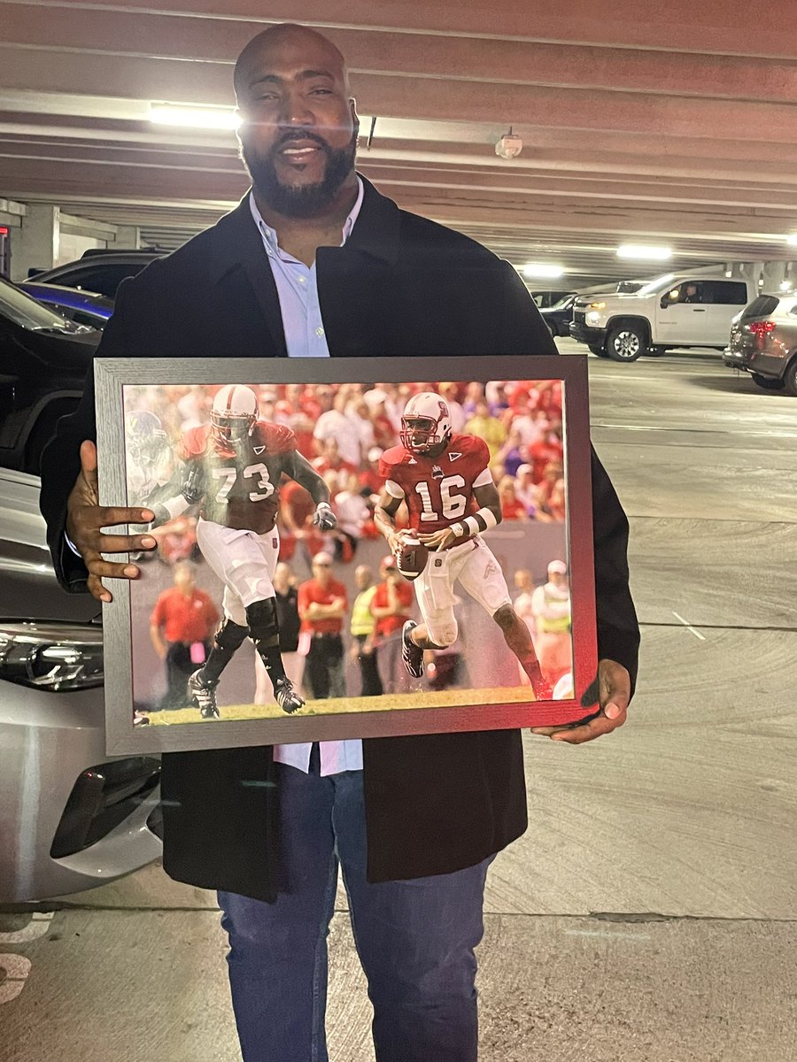 Julian Williams tweet media