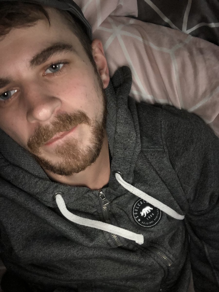 LiamSmiler69's tweet photo. https://t.co/0jeOcbV5gf #gay #gaymale #bigdick #inlyfans #twink #chav #scally https://t.co/2qEaAZK4ra