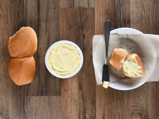 CDKitchen's tweet image. There are few easier ways to impress guests than with a stepped-up butter. This three ingredient honey butter is perfect for biscuits or fresh bread to start off a meal. buff.ly/3tTO1bw