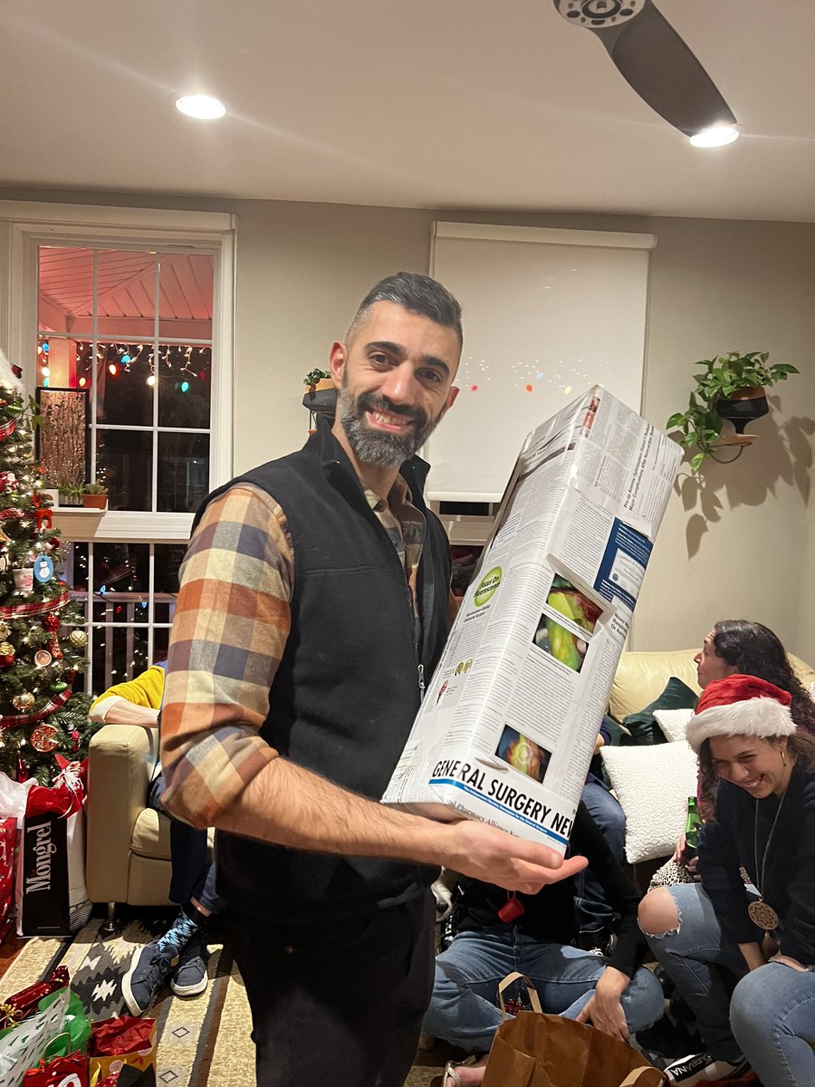 Tell me you’re a gen surg resident without telling me you’re a gen surg resident #spotthewrappingpaper 👀