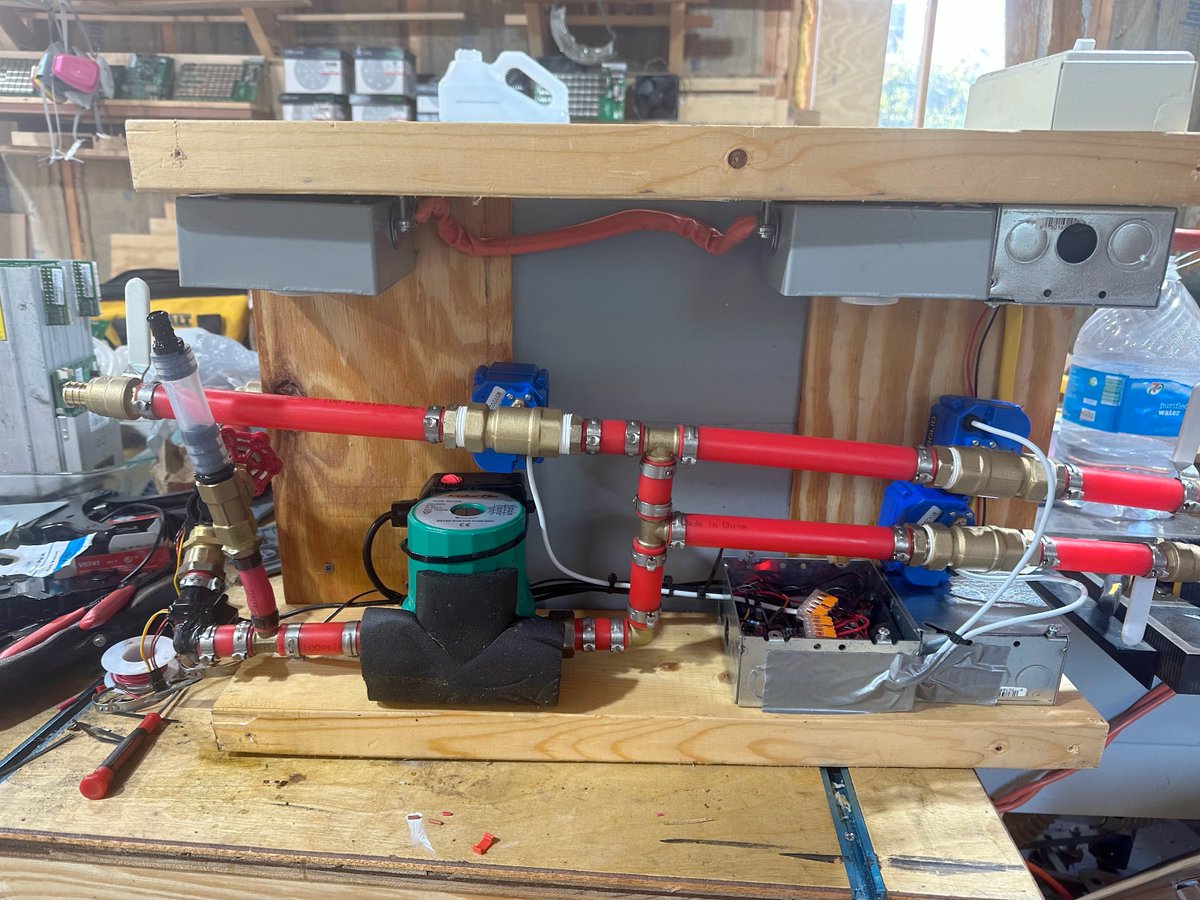 Schnitzel's tweet photo. The special part of the #BitcoinHouseHeater is the capability to send the hot #Bitcool to different consumers (House, Water, HotTub). This is achieved with motorized valves, relays, an ESP32 (ESPHome) and HomeAssistant. https://t.co/9G0HxbgXDp