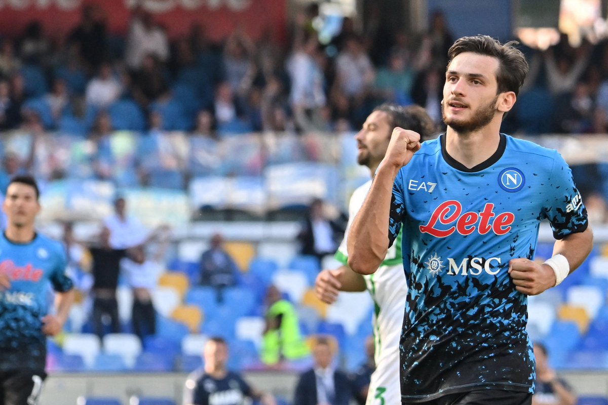 TFootballyst's tweet photo. Napoli director Giuntoli on Newcastle links for Khvicha Kvaratskhelia: “No, there’s no chance we will let him go”, tells Sport Express.  #transfers “It doesn’t depend on the fee or on the proposal; he will just stay with us”. https://t.co/wajtGB1kos
