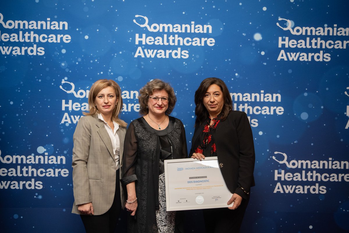 DdsDiagnostic's tweet photo. Bucurie! Vineri a avut loc evenimentul final al competiției Romanian Healthcare Awards 2022, singura competiție dedicată inovației și excelenței din domeniul sănătății unde #DDSdiagnostic a fost premiată în categoria "Inovația Medicală a Anului".  🙏
 #DedicatiSanatatiiOamenilor https://t.co/ZpKZzSIvJh