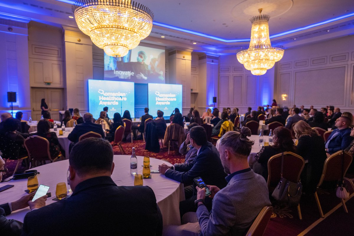 DdsDiagnostic's tweet photo. Bucurie! Vineri a avut loc evenimentul final al competiției Romanian Healthcare Awards 2022, singura competiție dedicată inovației și excelenței din domeniul sănătății unde #DDSdiagnostic a fost premiată în categoria "Inovația Medicală a Anului".  🙏
 #DedicatiSanatatiiOamenilor https://t.co/ZpKZzSIvJh