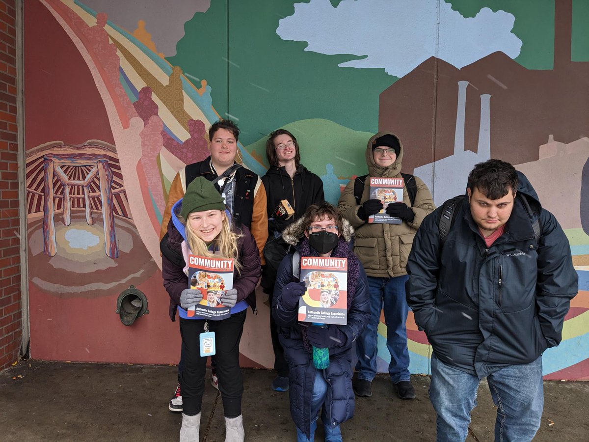 This warm your heart on this snowy day! Prosper Academy is featured on Metropolitan Community College (Nebraska) 's "Community" magazine and here are photos of the students' FIRST LOOK at the feature! ♥️♥️

Check it out online at: issuu.com/mccneb/docs/co…