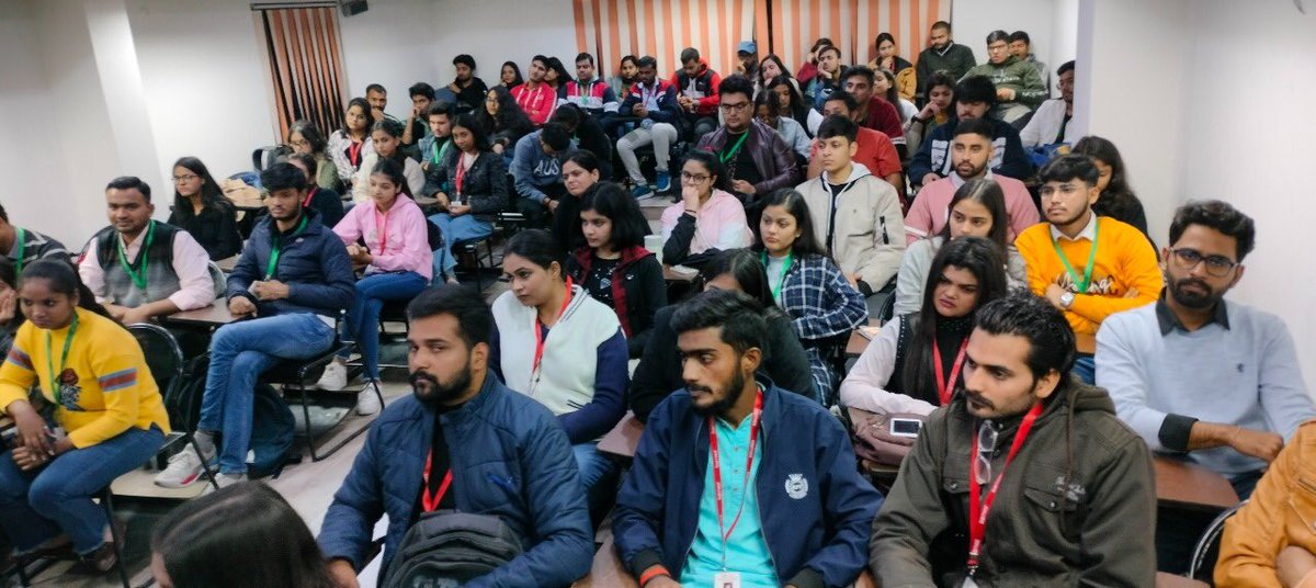 News24 ISOMES tweet media