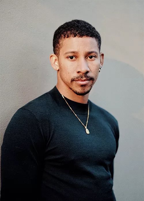 Happy Birthday to Keiynan Lonsdale . 